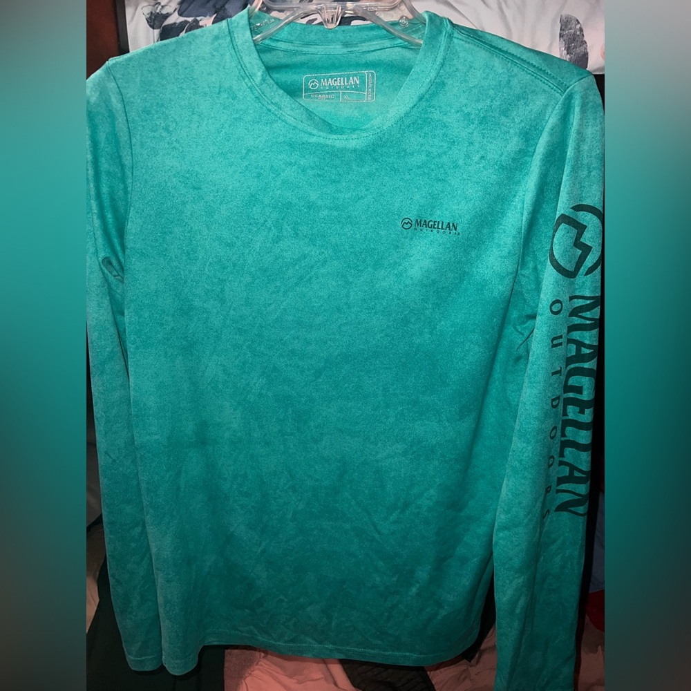 Magellan Outdoors Men's Aqua Long Sleeve Tee